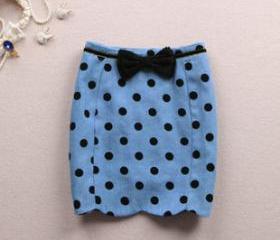 SLIM MINISKIRT WITH BLACK DOTS AND BOW [272]